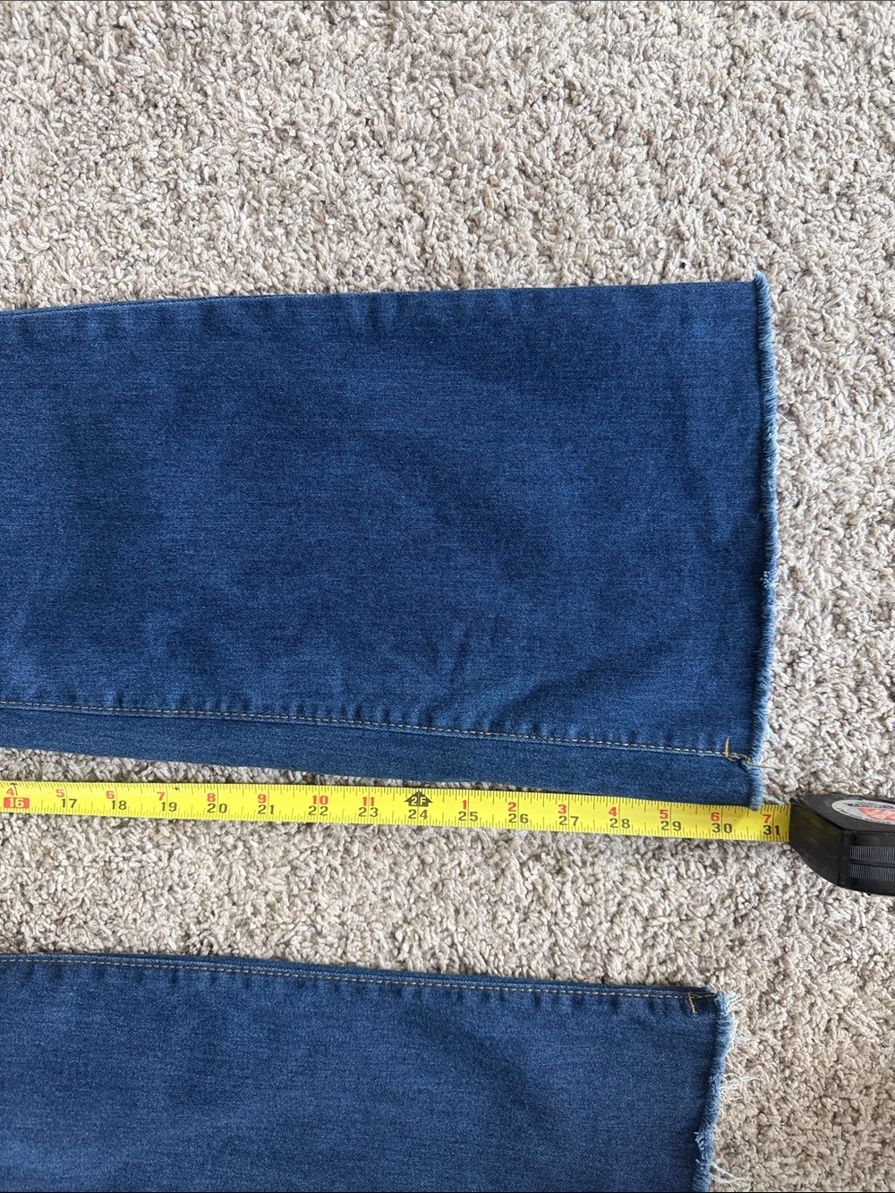 Dark Blue Distressed Flare Jeans SHEIN Women's Size 1XL 14 - Picture 4 of 5